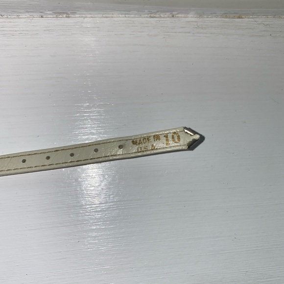 White Faux Leather Diamond Bling Small Dog collar with gold accents. - Picture 4 of 4